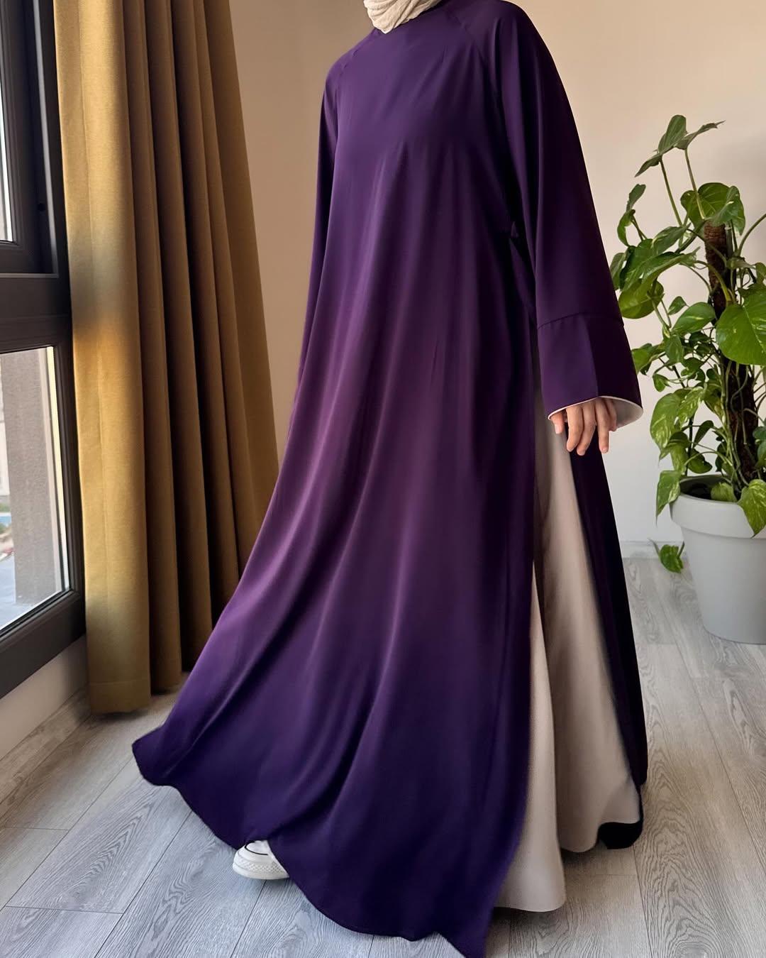 ensemble gala robe long et jupe طقم متكون من عباية طويلة و تنورة