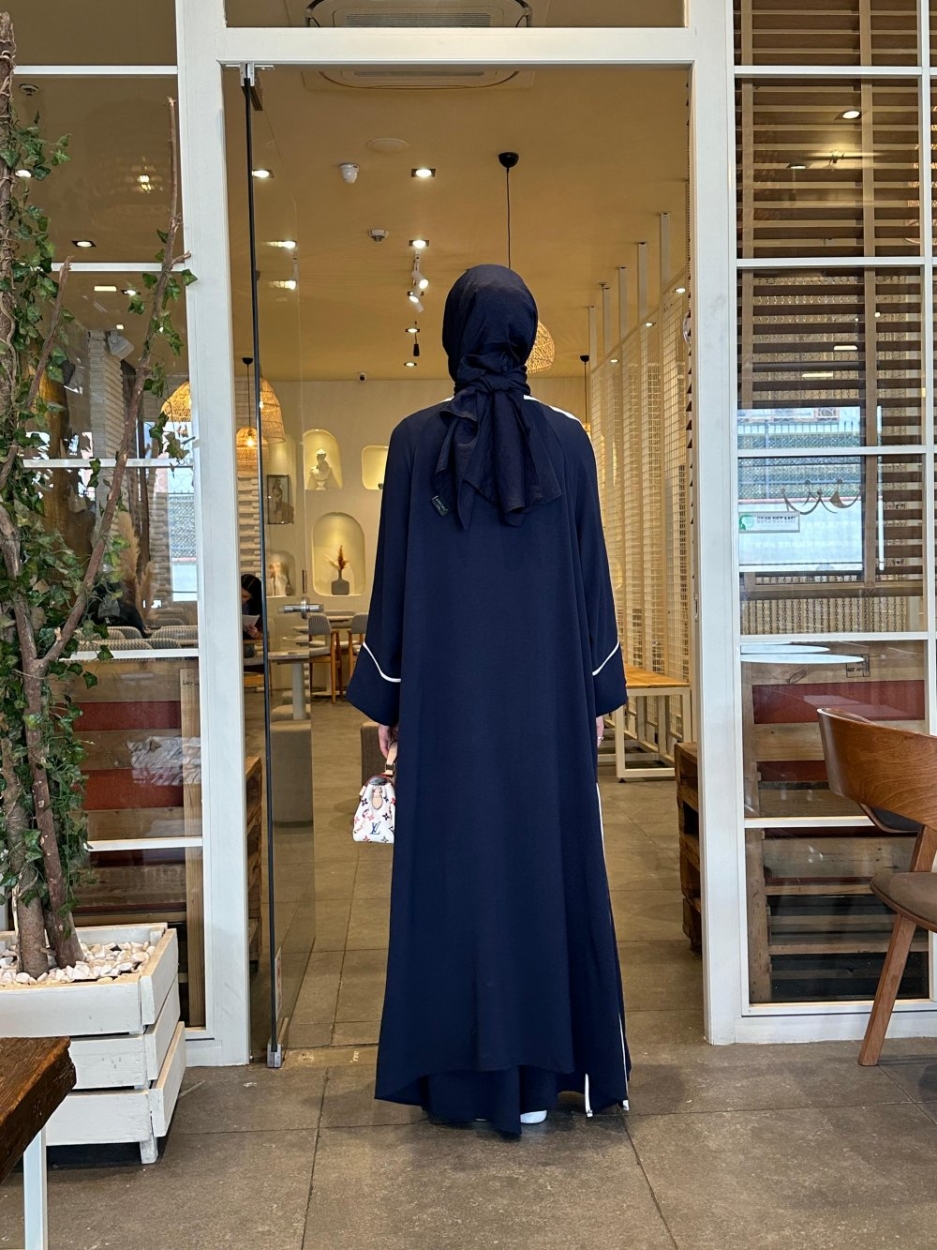 ensemble 'sotra' abaya et pantalon carré large