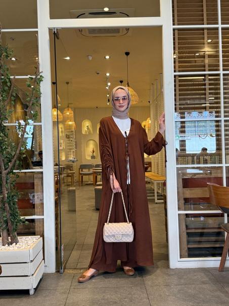 ENSEMBLE 'BELLA ' ABAYA PLUS PANTALON CARRE EN CREPE