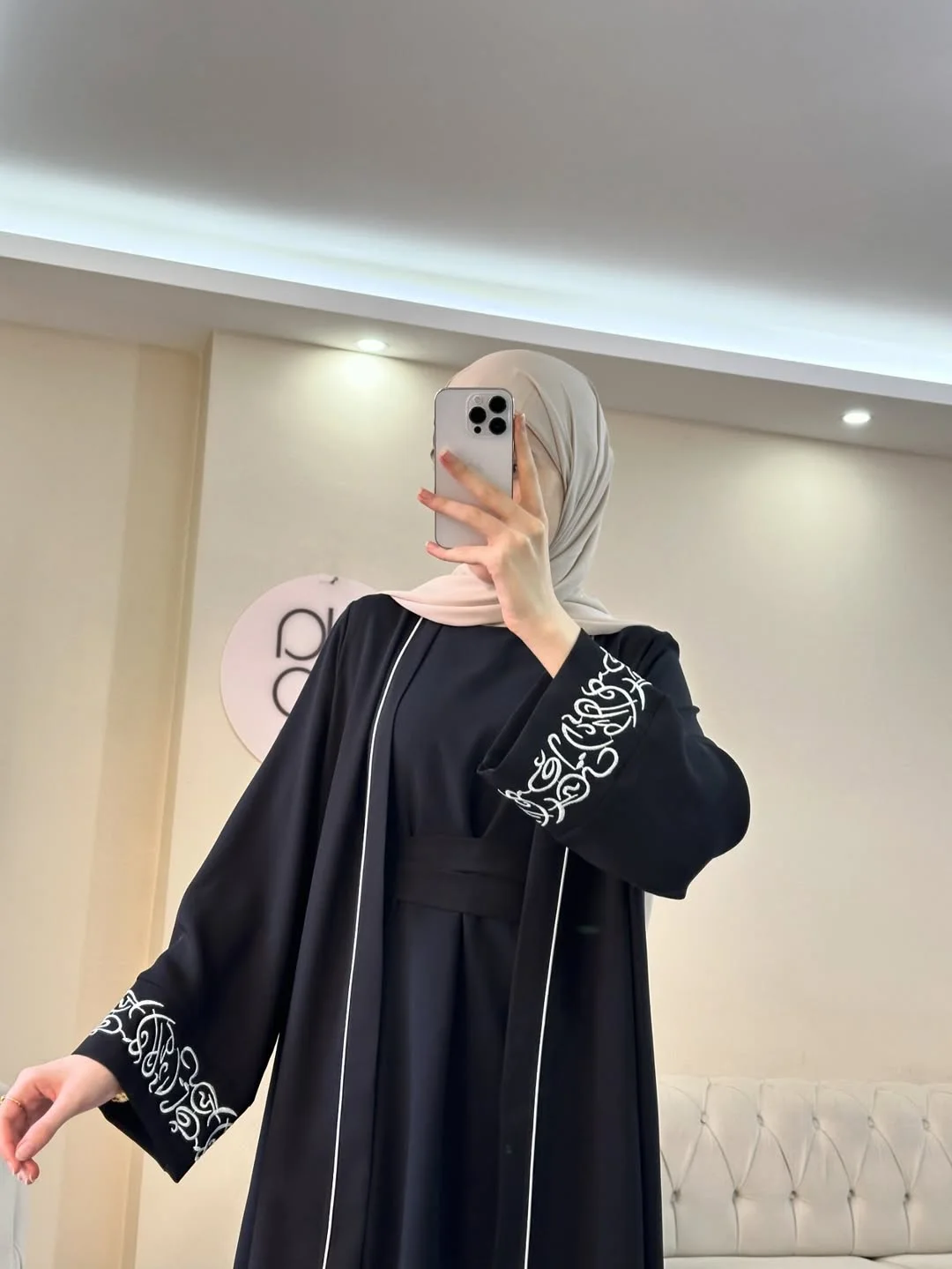 ABAYA 