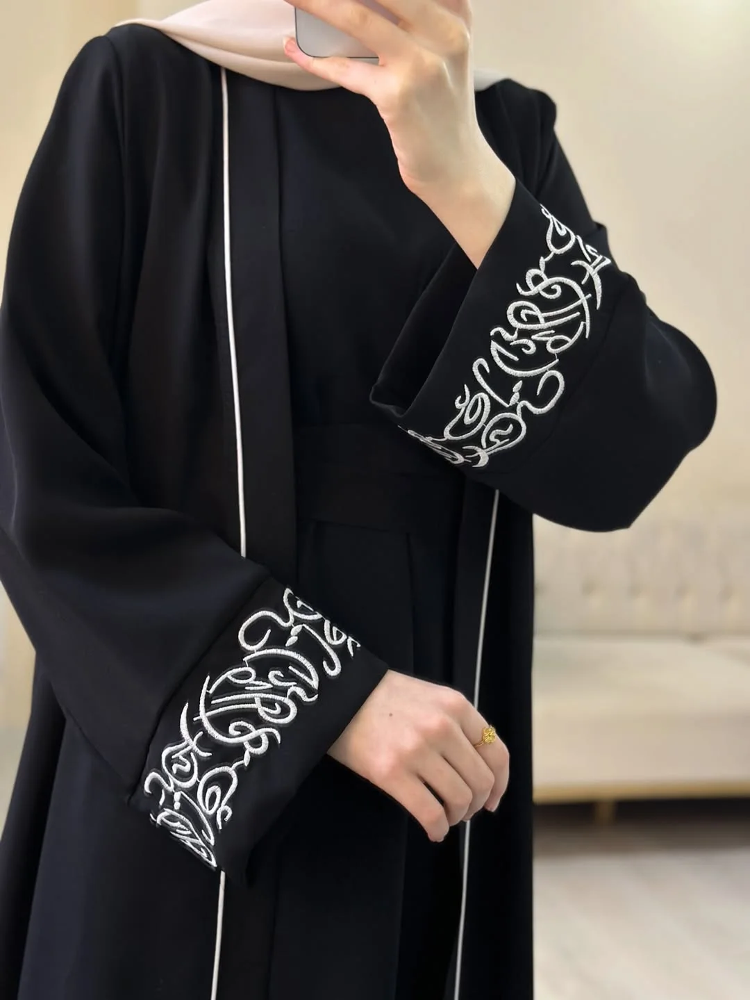 ABAYA 