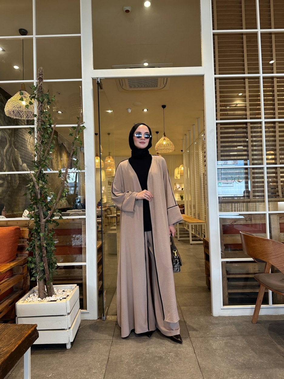 ensemble 'sotra' abaya et pantalon carré large