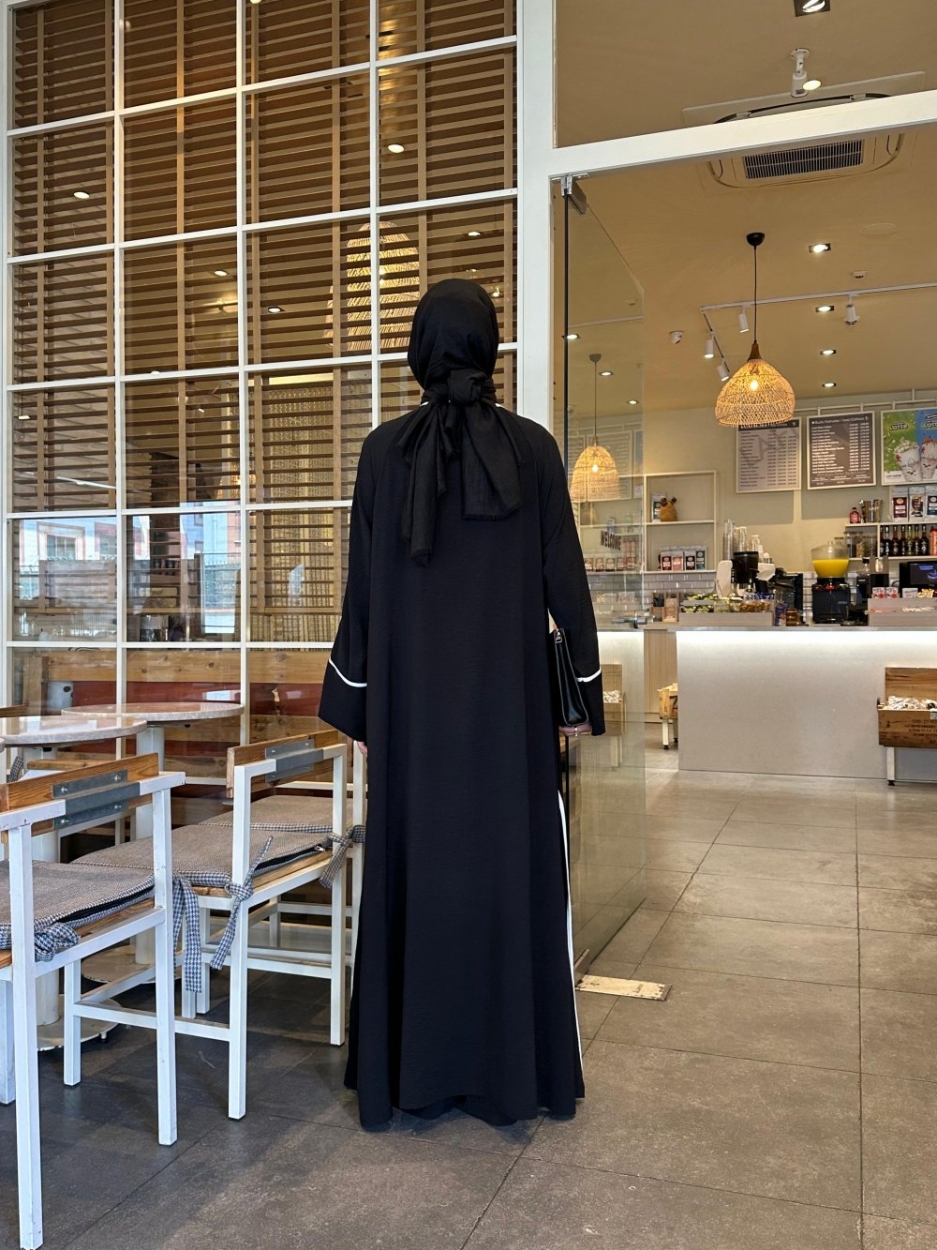 ensemble 'sotra' abaya et pantalon carré large