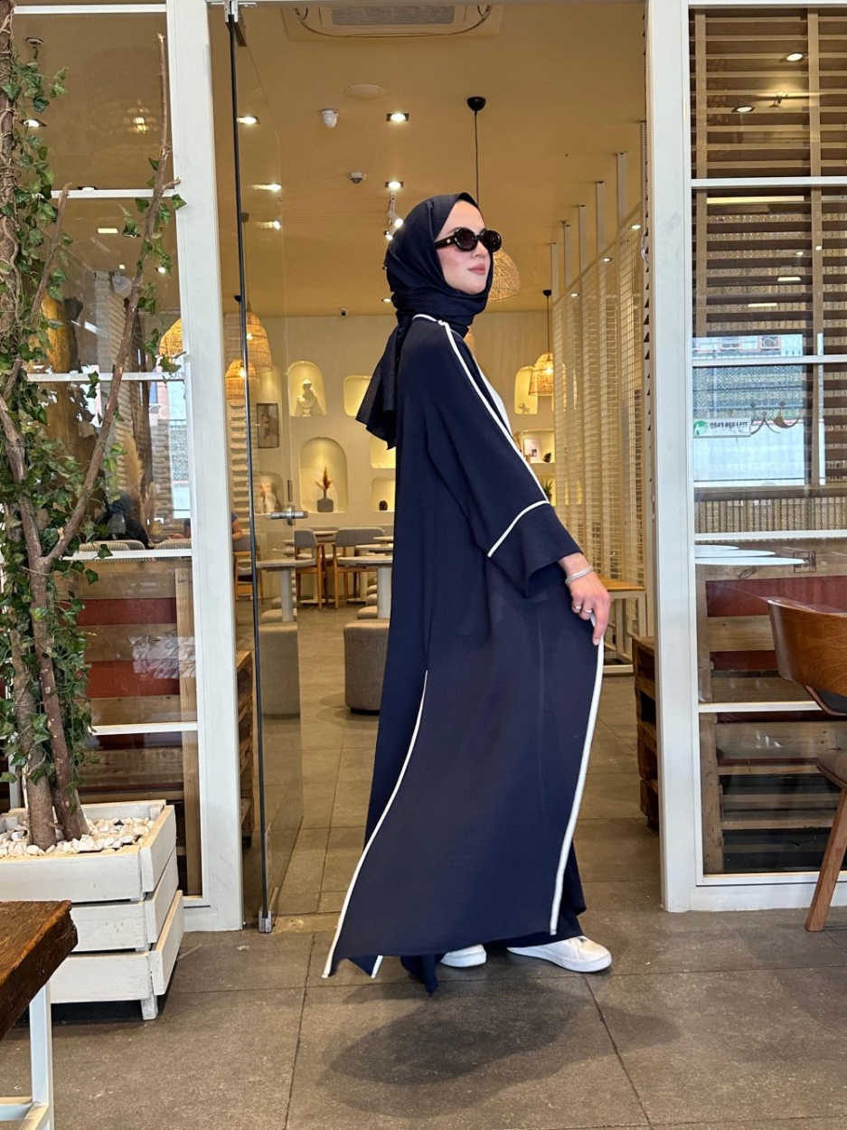 ensemble 'sotra' abaya et pantalon carré large