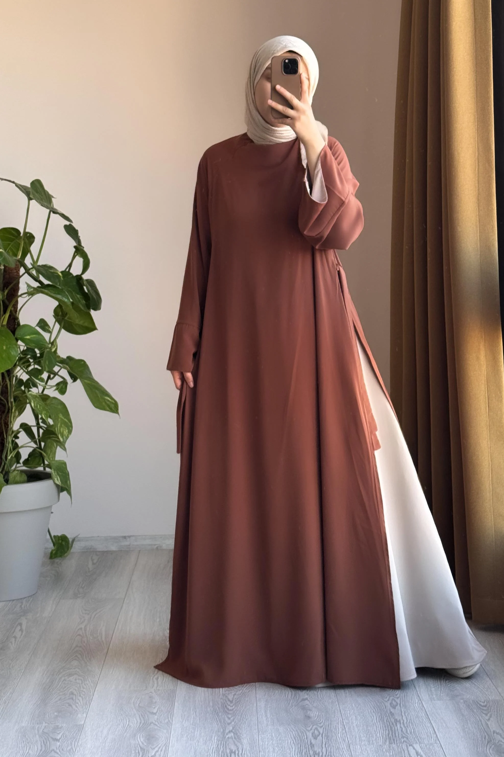 ensemble gala robe long et jupe طقم متكون من عباية طويلة و تنورة