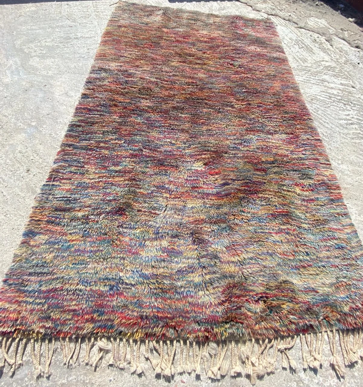 Handwoven multi colours rug 1of10
