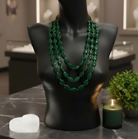 طقم الزمرد الأخضر الطبيعي