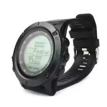 ساعة حكام مباريات كرة القدم المتعددة الوظائف