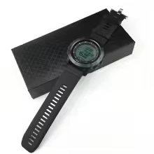 ساعة حكام مباريات كرة القدم المتعددة الوظائف