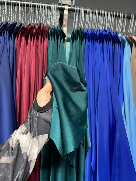 عباية الزوم الحرير الفاخرة – لجميع الألوان 🌈