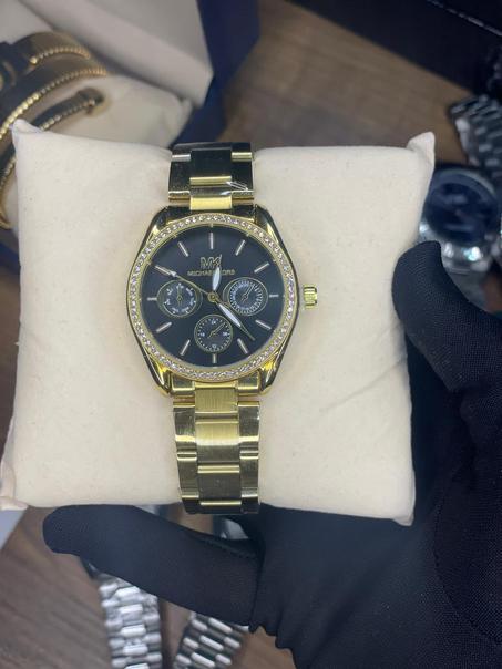 montre femme élégante pour 2025