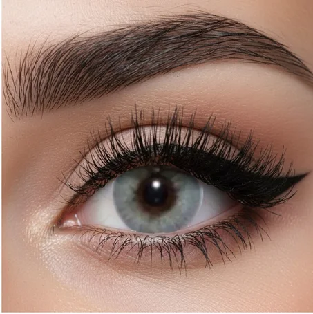 أوشيرا - عدسات زرقاء ممزوجة بلمسة بنية طبيعية