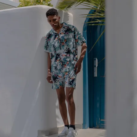 Ensemble Chemise à Manches Courtes et Short Imprimé Tropical Unique