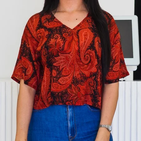 Haut Cachemire Rouge et Noir Unique - Confection Artisanale