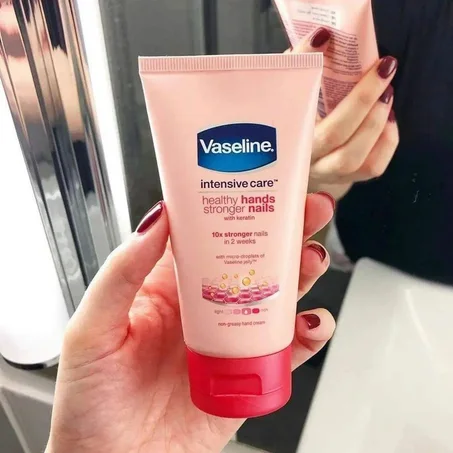Vaseline Healthy hands stronger nails 💅