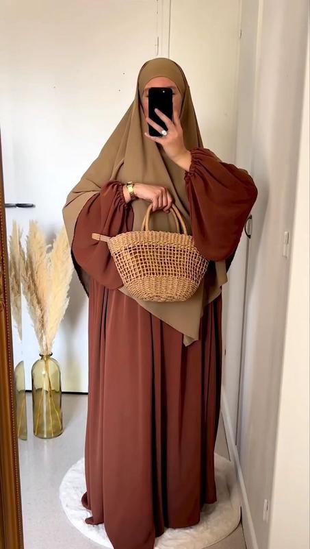 عباءة إسراء