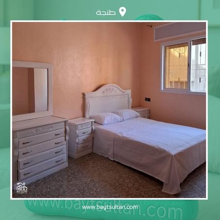 شقة قرب البحر والقطار! مفروشة فخمة فـ طنجة – حي مسنانة ⛱️