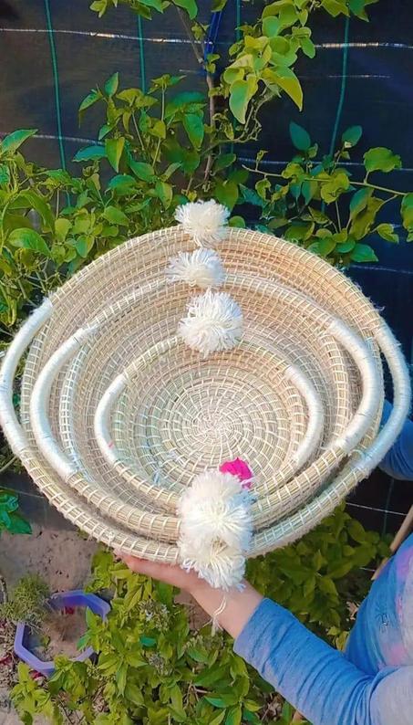 طباق مغربي تقليدي مزين بـ بوم بوم 🎉 - صنعة يدوية %100