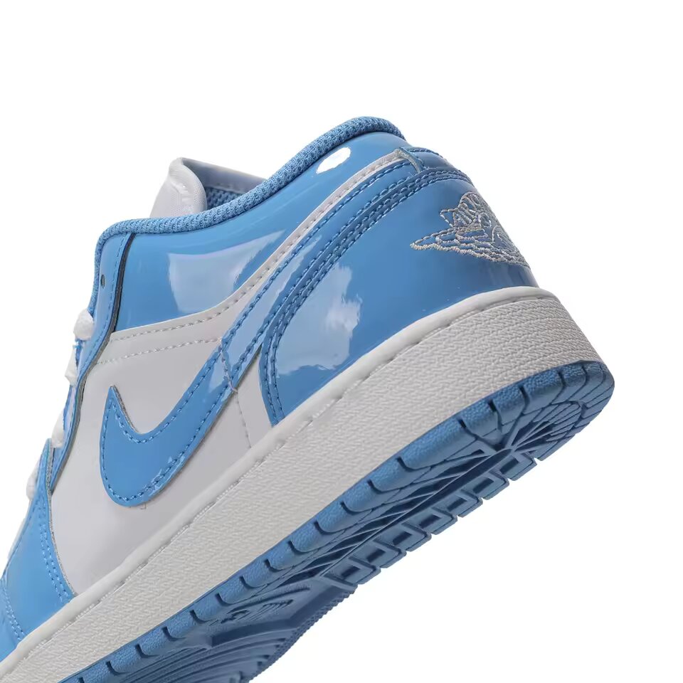 AIR JORDAN DUNK LOW BLUE