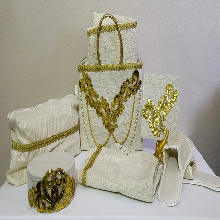 COUFFIN KAMILIA HAYEK (6P)+ TAGUIA