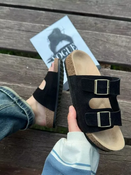 صندل إيريفي الأنيق للجنسين، مصنوع من الجلد، بنعل من الفلين، مسطح، مع دعم لقوس القدم، مناسب للرجال والنساء، مزود بإبزيم مزدوج ونعل داخلي من إسفنج الذاكرة.