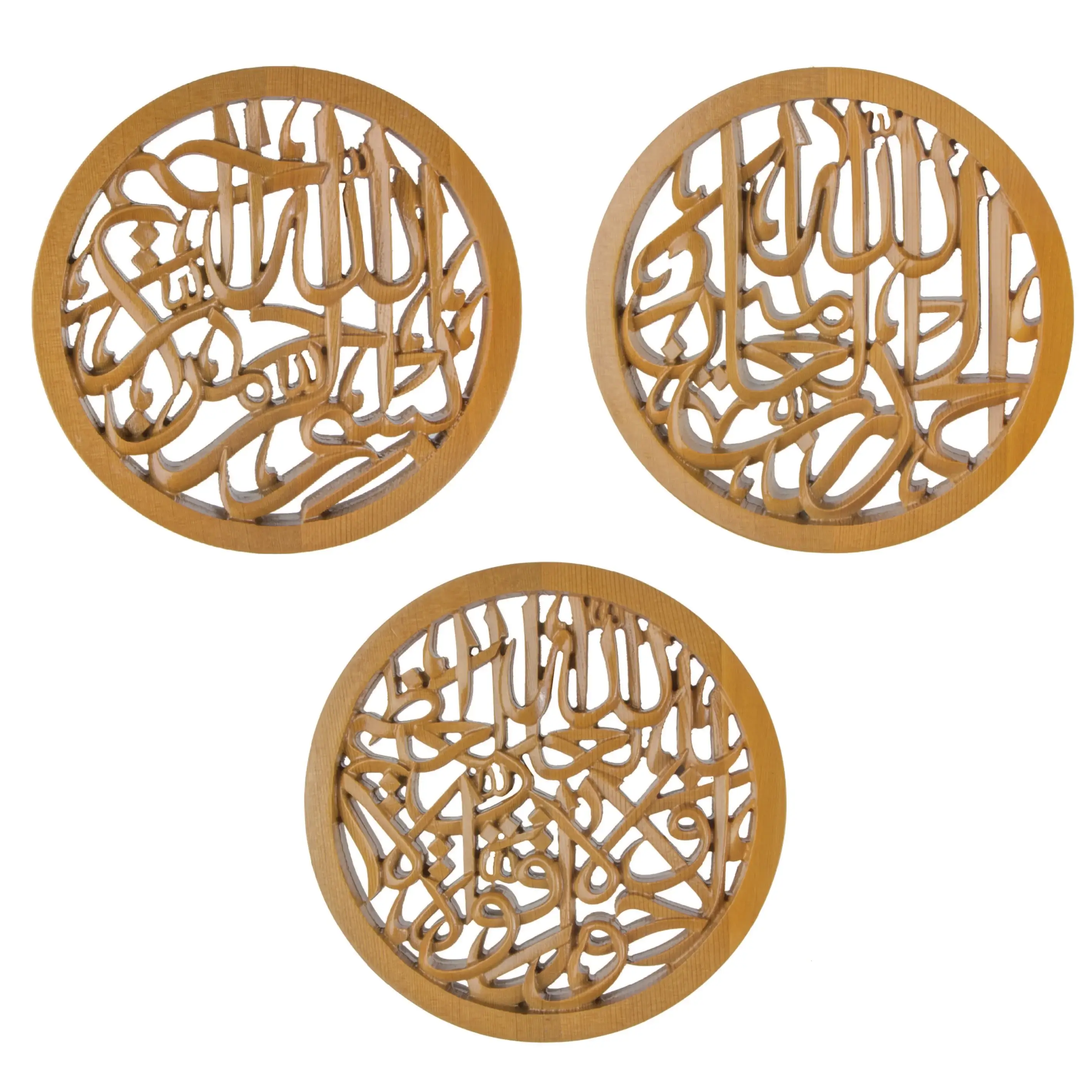 سيمفونية من الخشب الطبيعي والأناقة الإسلامية