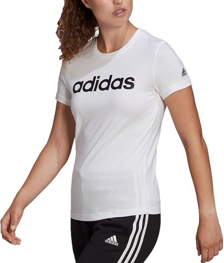 قميص نسائي من adidas Essentials — تيشرت أساسي بقصة نحيفة وشعار أنيق
