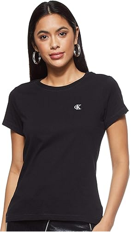 تيشيرت نسائي Calvin Klein الأنيق – تصميم عصري، خامة ناعمة ومريحة للنساء