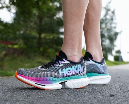 Hoka Cielo X1
