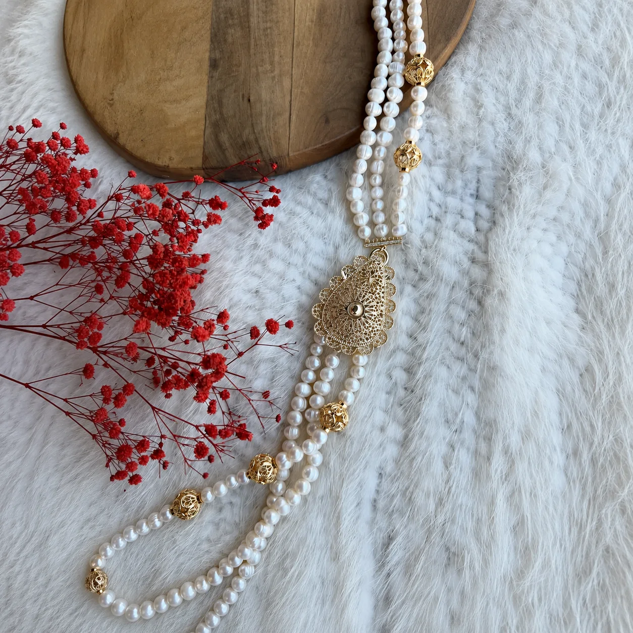 Sautoir Moderne Traditionnel – Djoher Hor & Plaqué Or ✨