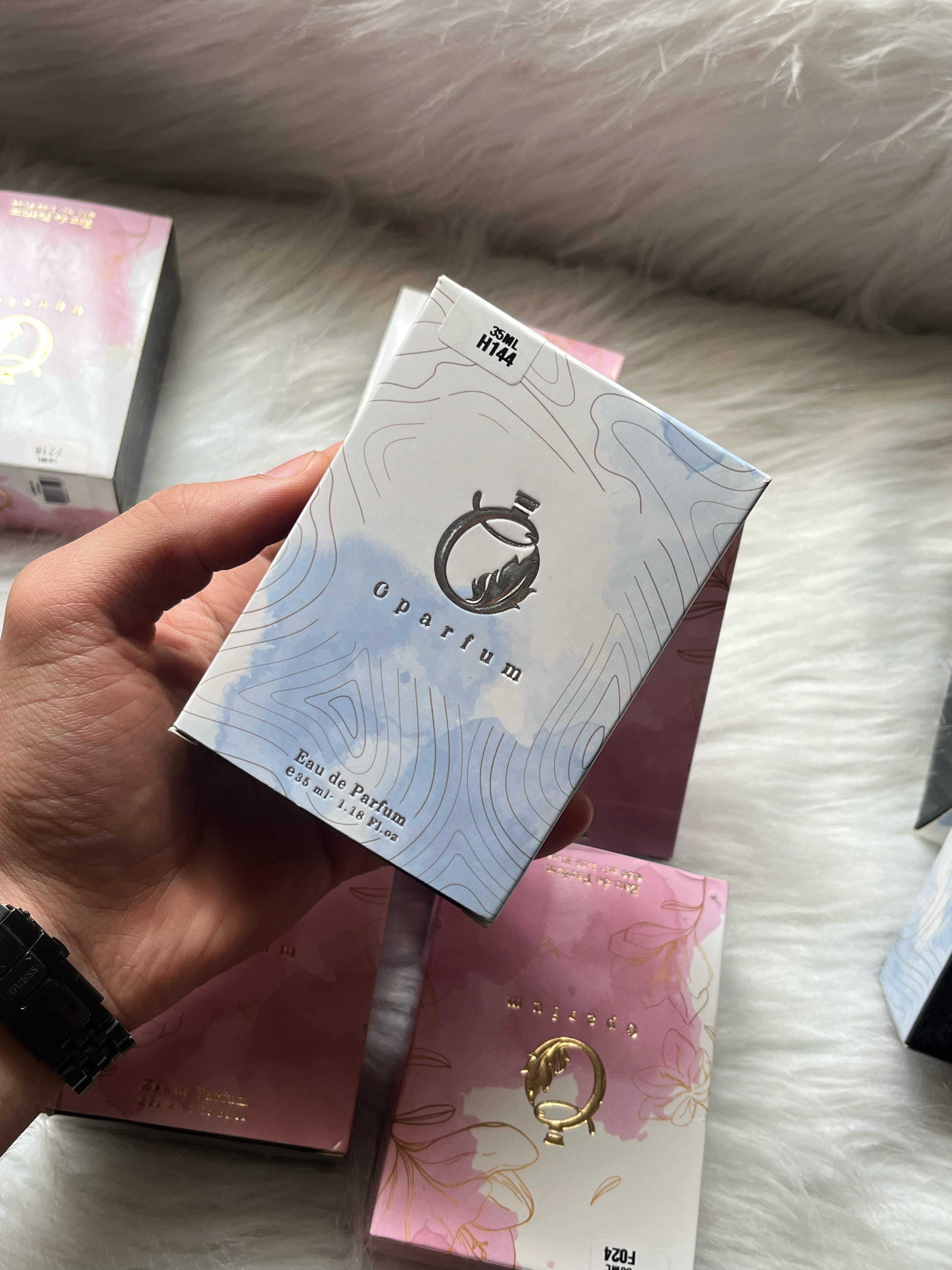 🌟 عطر رجالي فاخر من فئة  50ML– قوة الحضور وأناقة الرائحة🌟