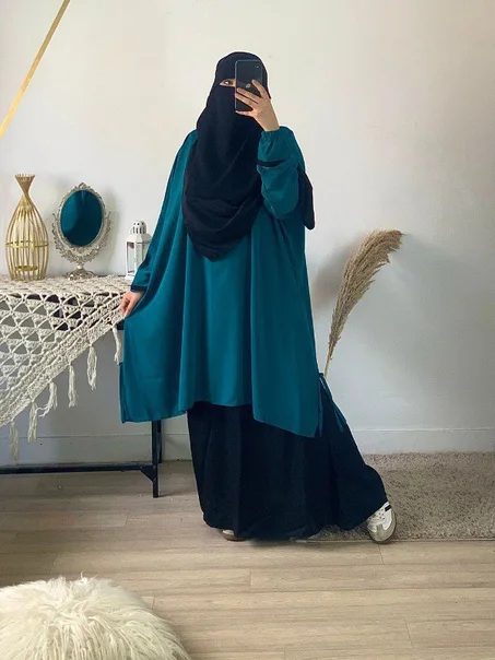 انسومبل خمار مع نقاب