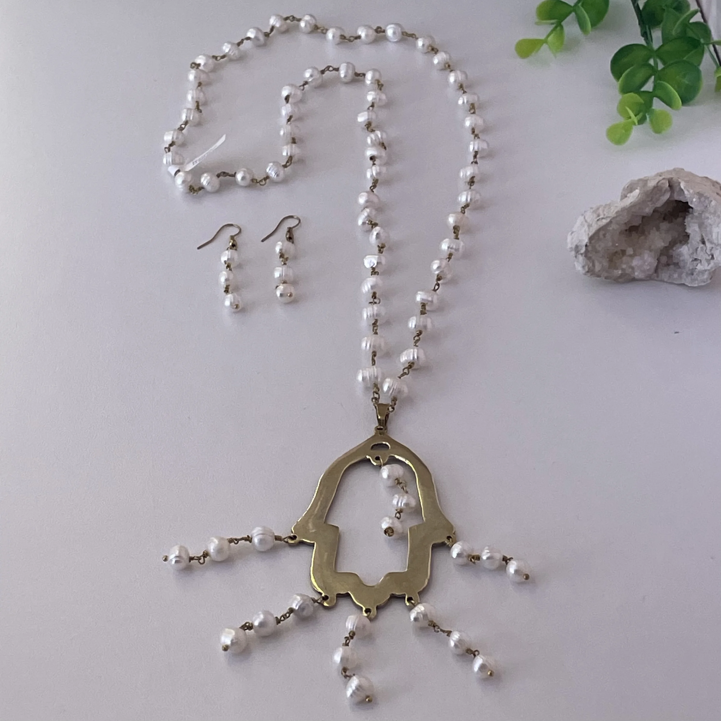 sautoir en cuivre et djoher avec ces boucles