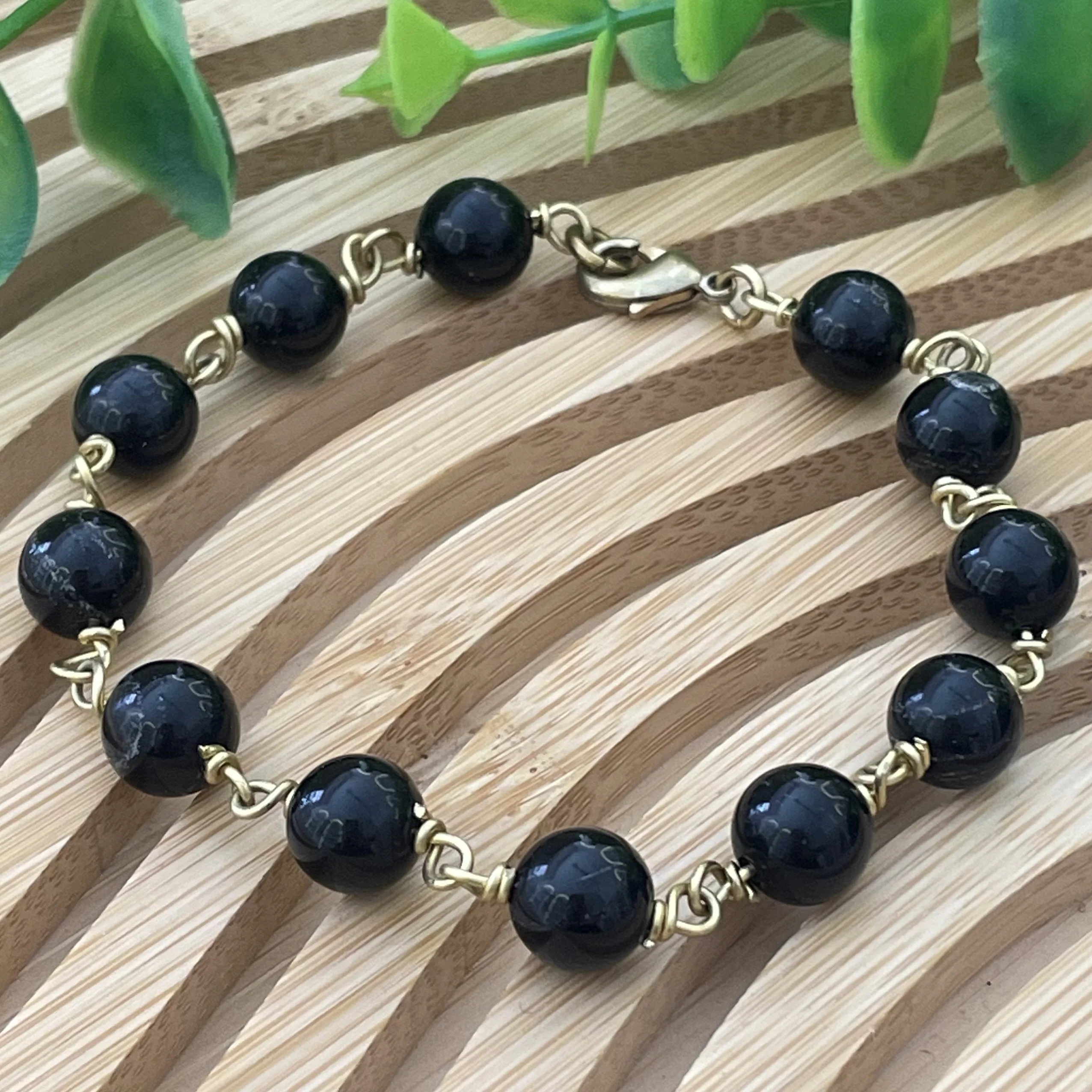 Gourmette en cuivre et agate noir