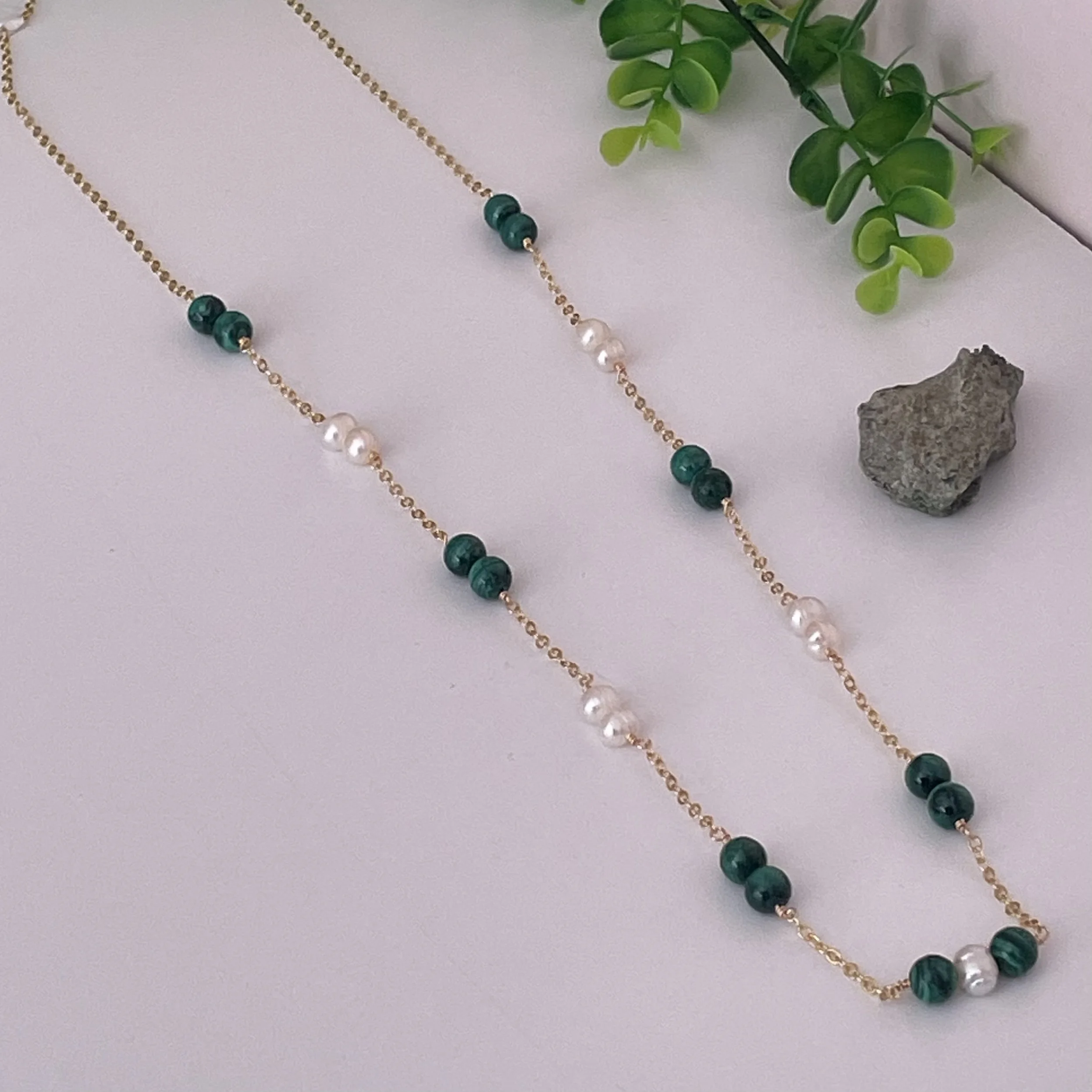 Sautoir malachite et djoher en acier