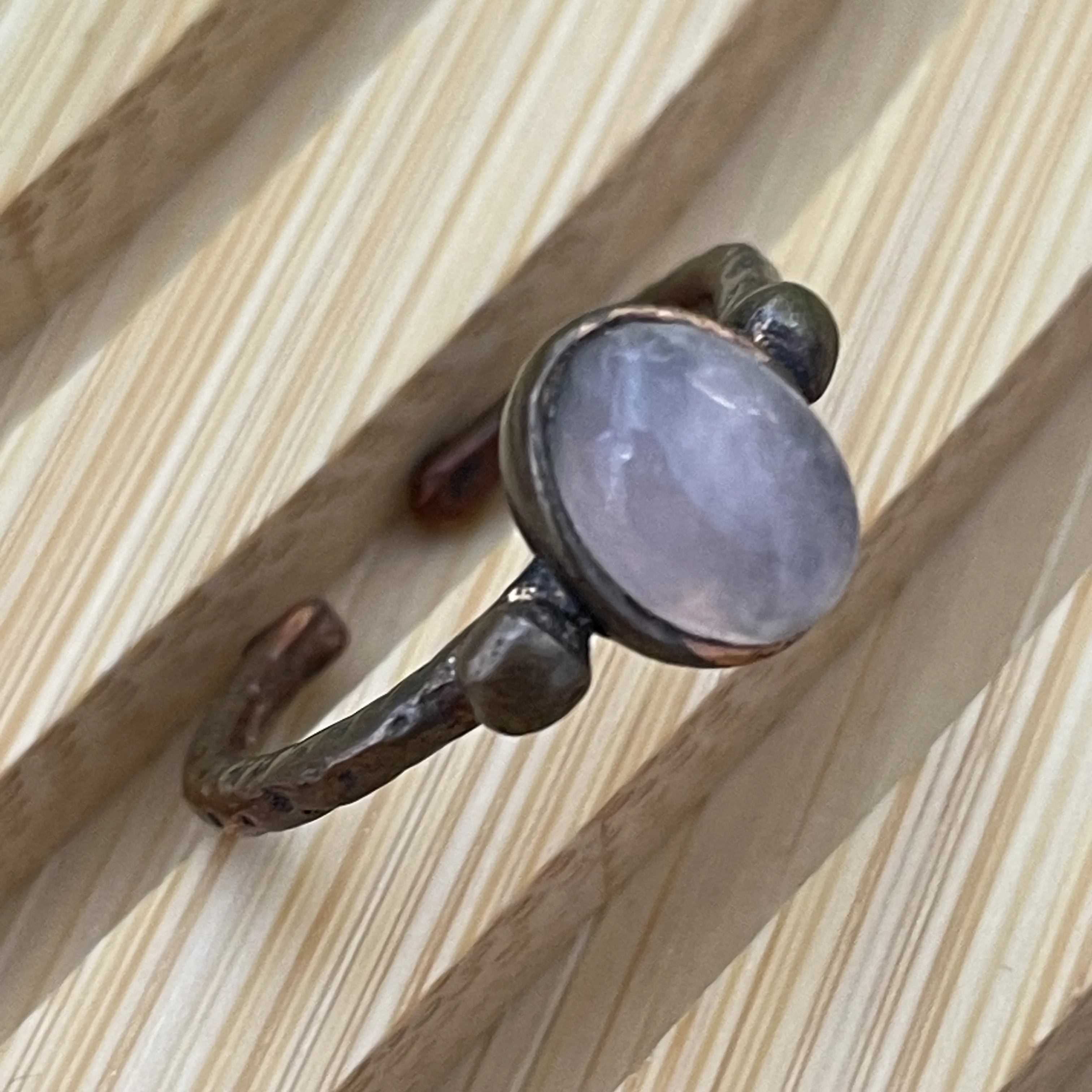 Bague en cuivre et Quartz rose