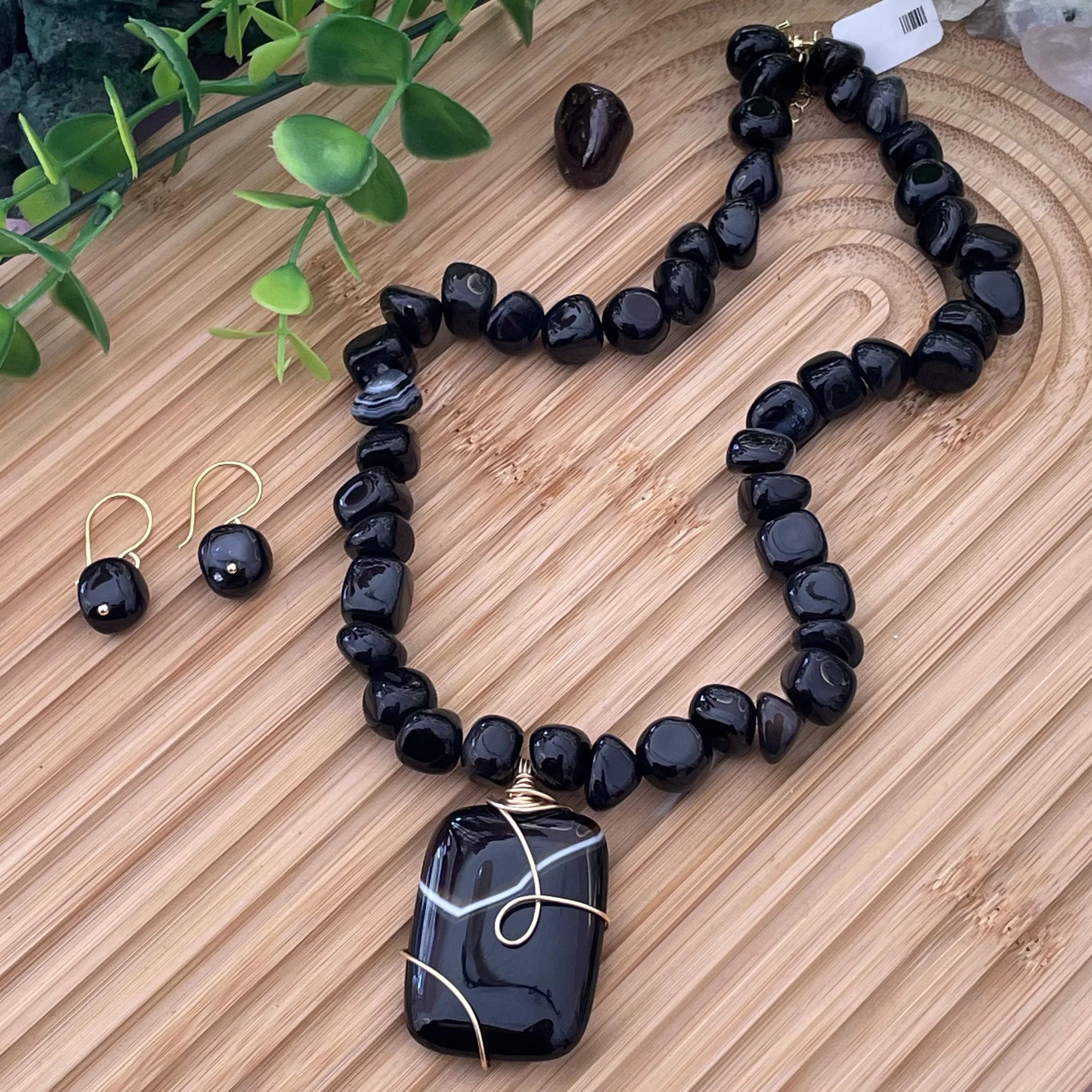 collier et boucle agate