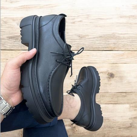 Chaussures d’homme, âme de cuir