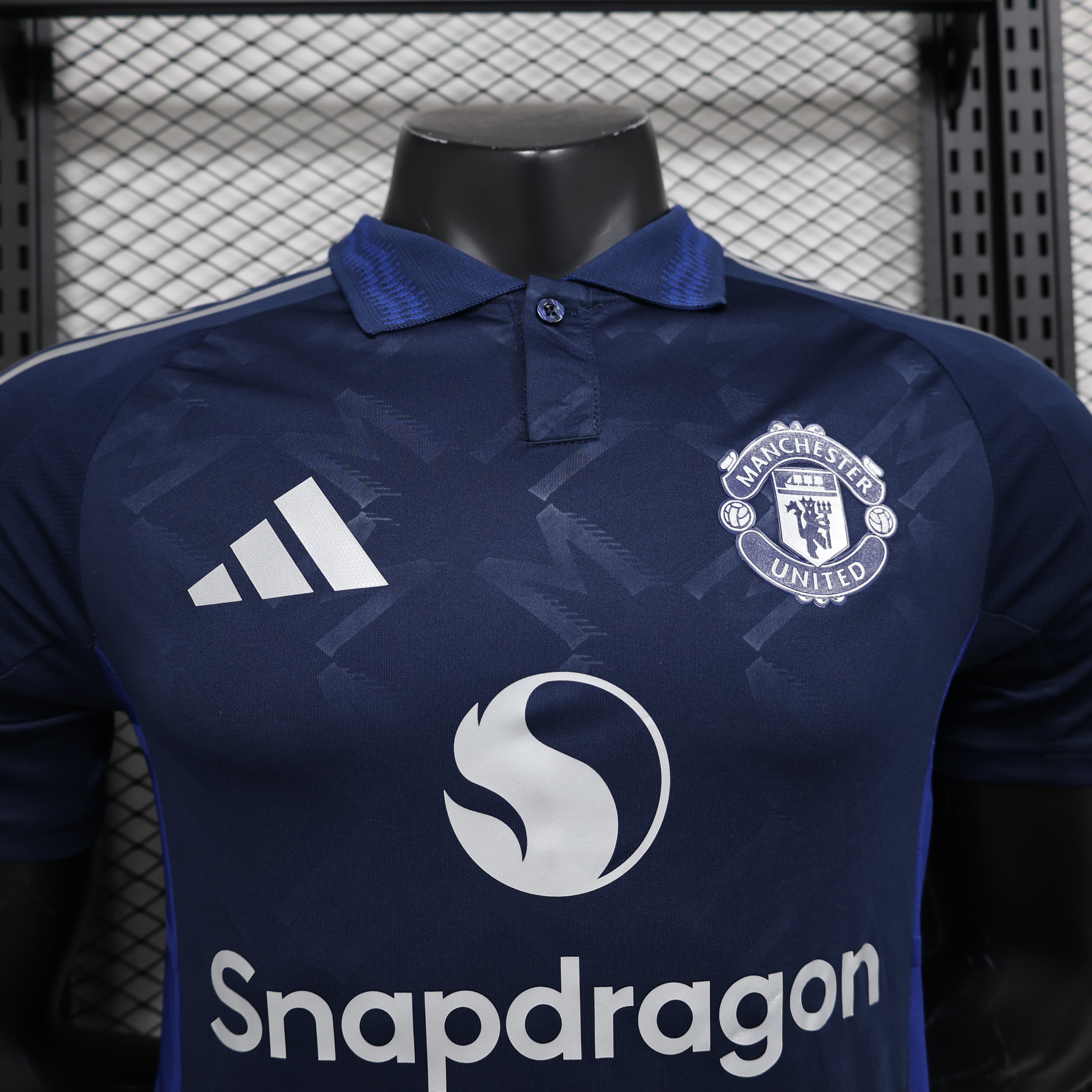 MAN UNITED AWAY KIT 24/25