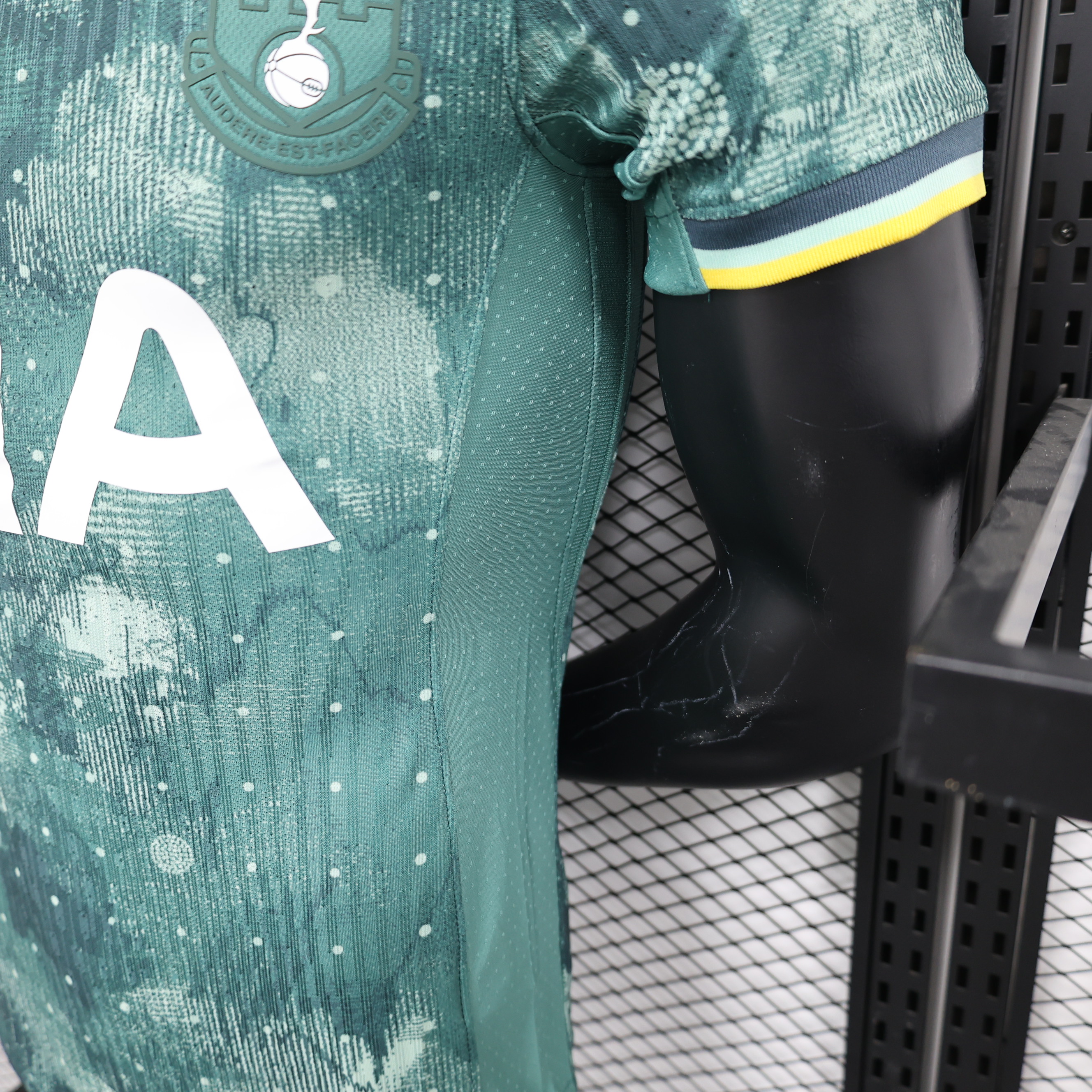 TOTTENHAM AWAY KIT 24/25