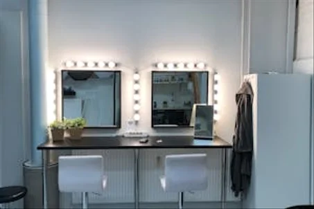 الإضاءة واللمسات الجمالية