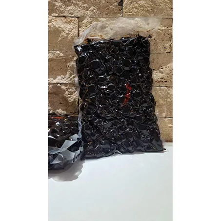 زيتون اسود بالشرمولة 1 كلغ