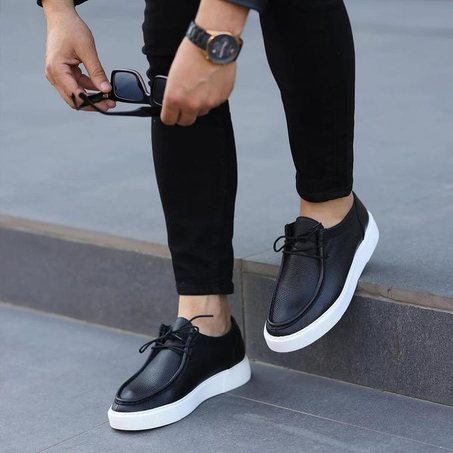 Chaussures noirs en cuir B04