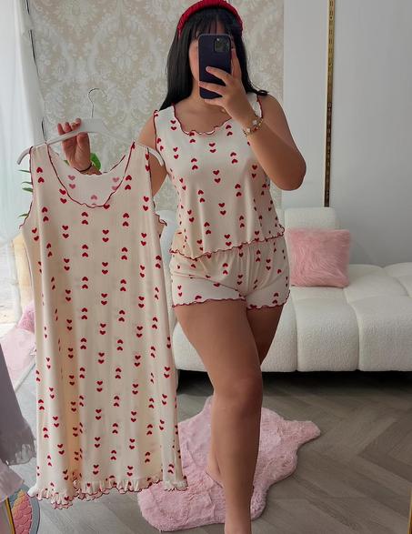 بيجامة قطنية قصيرة مع حمالات كتف عريضة وخنافس