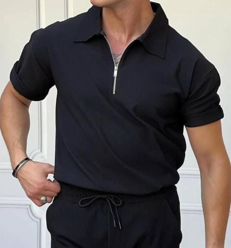 ملابس رجالية