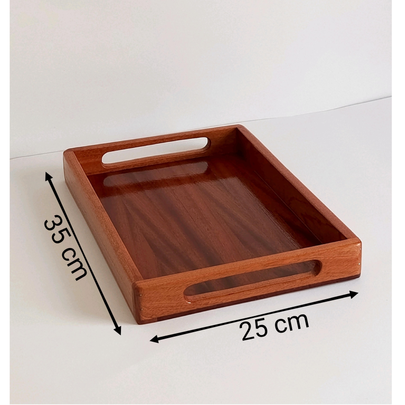 3 plateaux