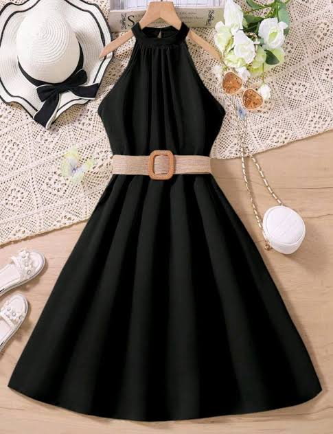 ملابس نسائية