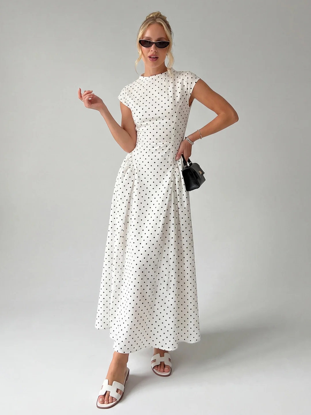 Robe à petit pois
