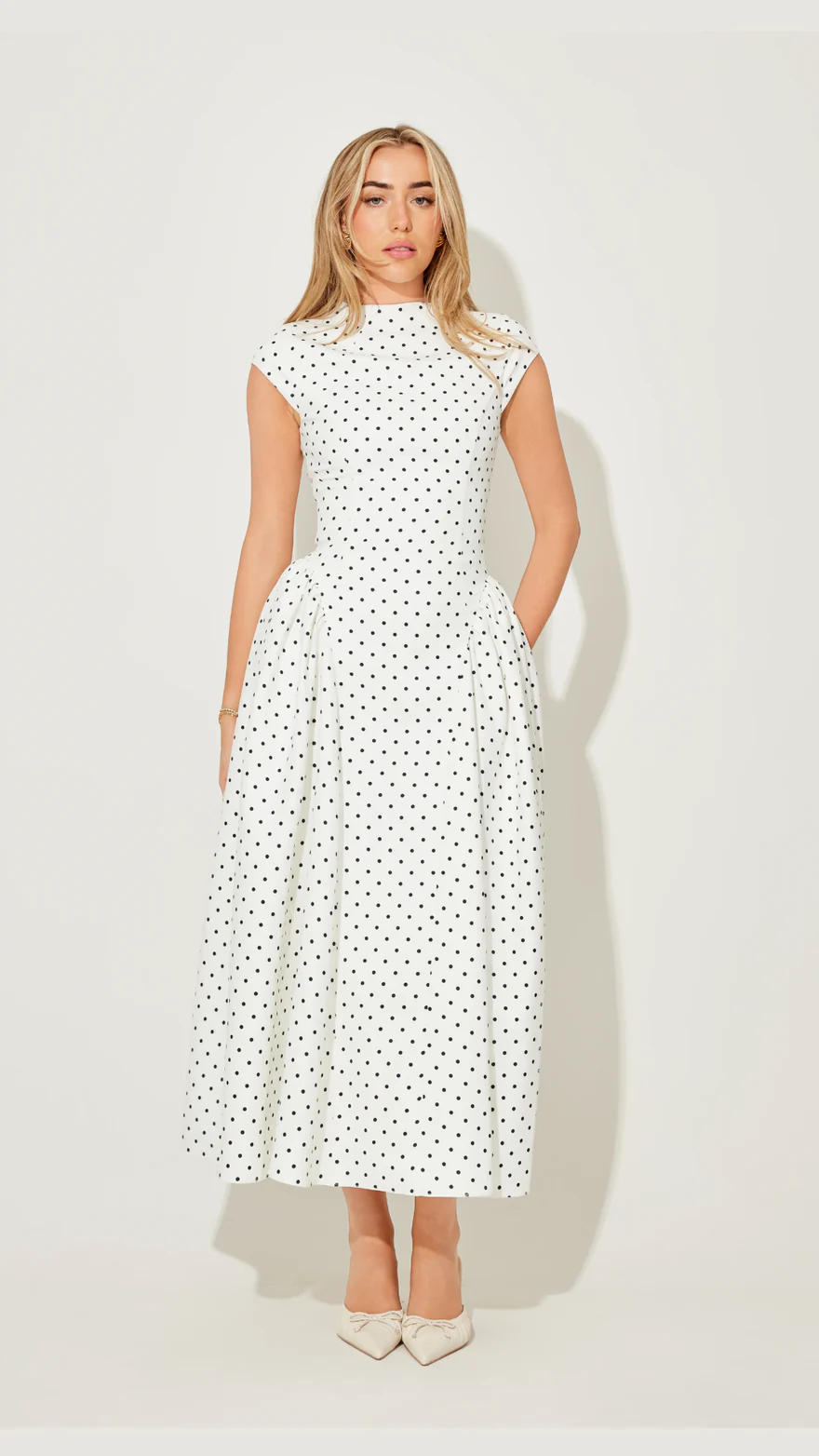 Robe à petit pois