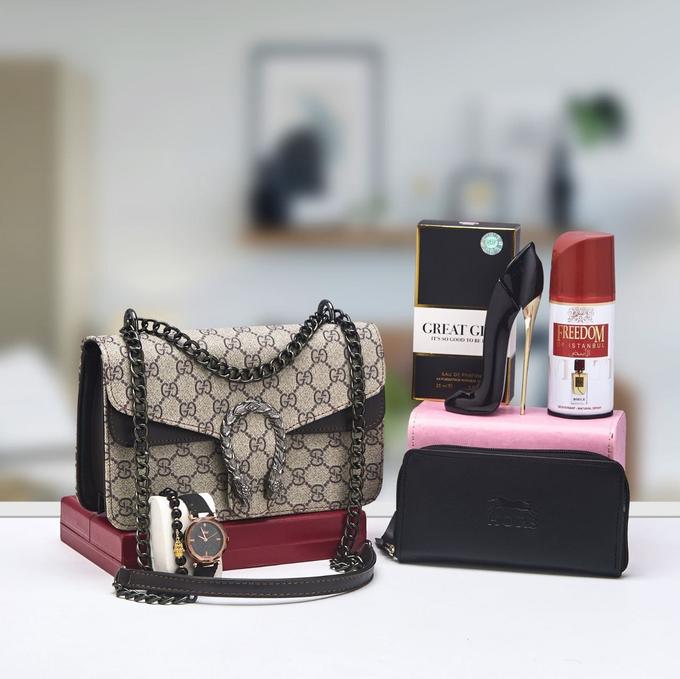 stores/5310f447a0f140ab887f4975635947bb/products/eFVbz2w0nRNTujUKi6IJYQAPYHYfP3Rd23i8jzkm.jpg